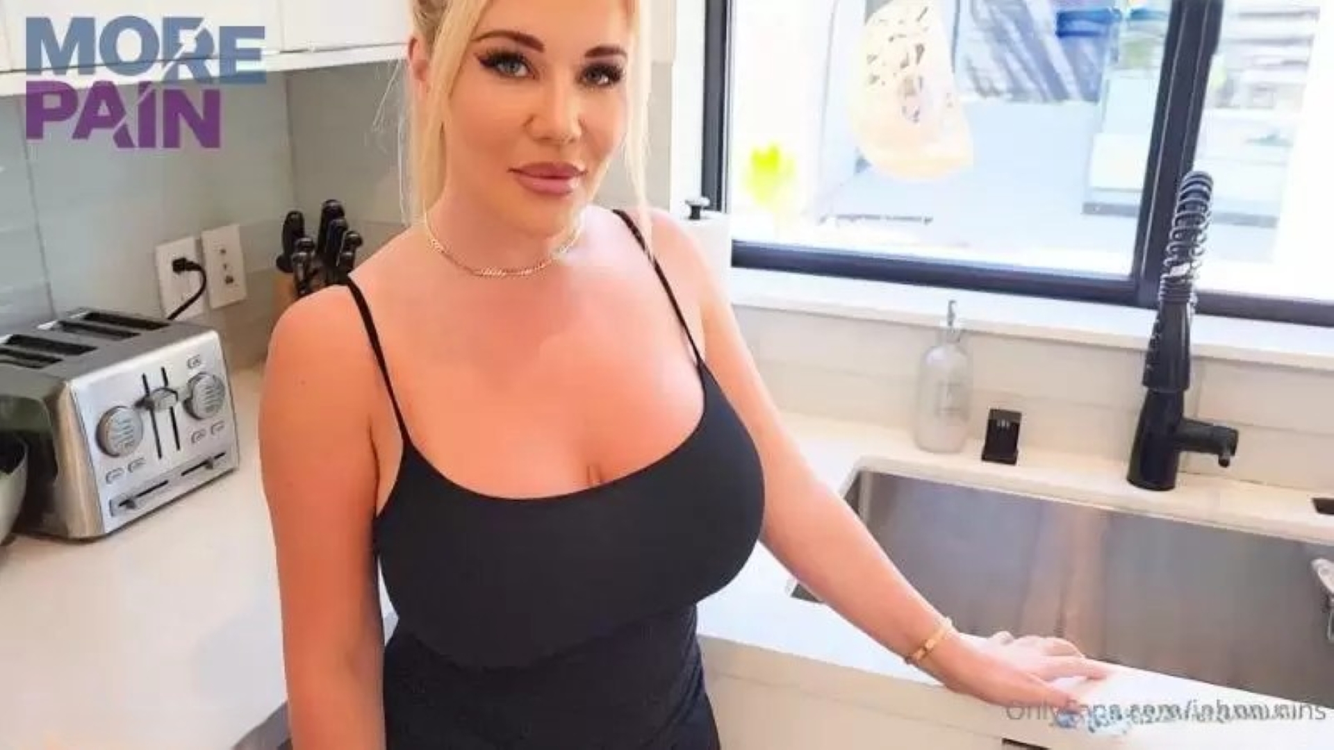 Savannah Bond Blonde Wife Gets Hardcore With Plumber Johnny SIns