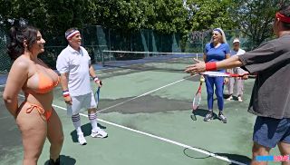 Sarah Arabic Horny Family Tennis Game